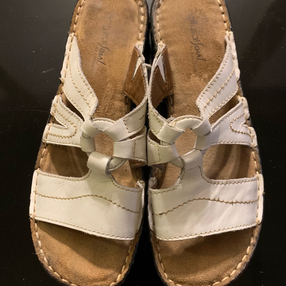Natural Soul Strappy Leather Slip-On, 8 1/2